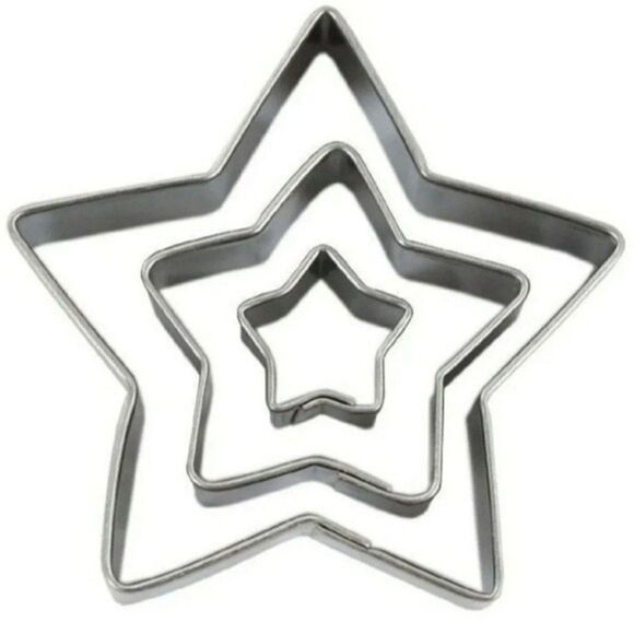 Wilton Star Fondant Cut Out 3-Piece Set - Picture 3 of 3